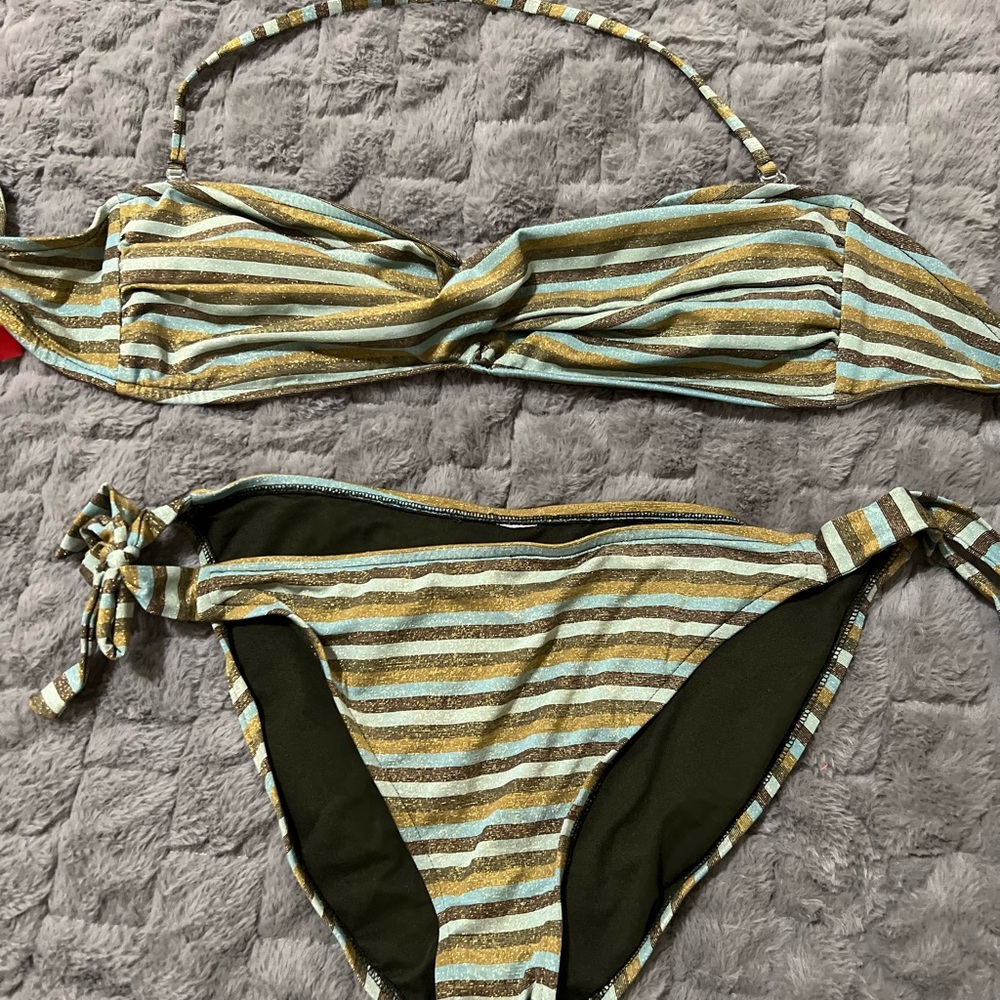 Size large halter top swimsuit